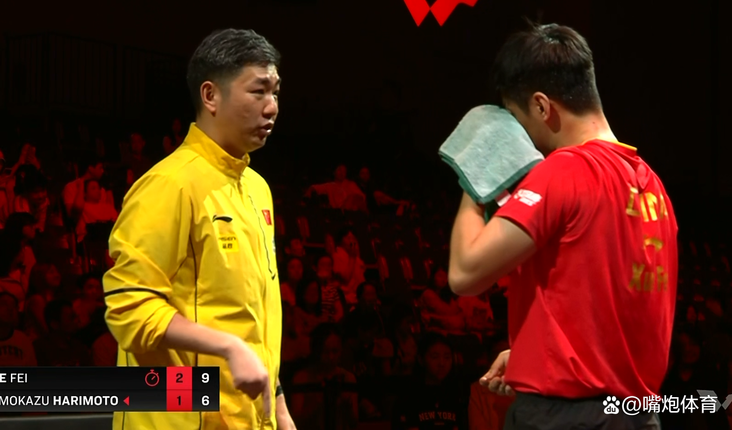 九游电脑版辅助-费德勒压哨绝杀国乒，全场沸腾！经典一战再现传奇