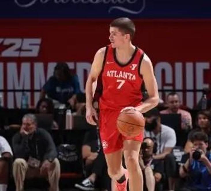 九游电脑版-热火新秀表现惊艳，全场观众掌声不断，而且说明.